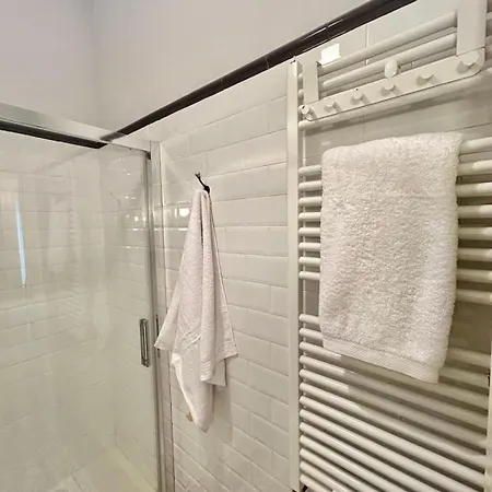 La Farola Apartment