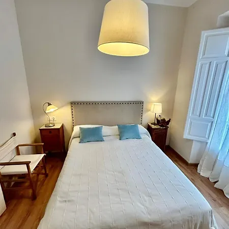 La Farola Apartamento *